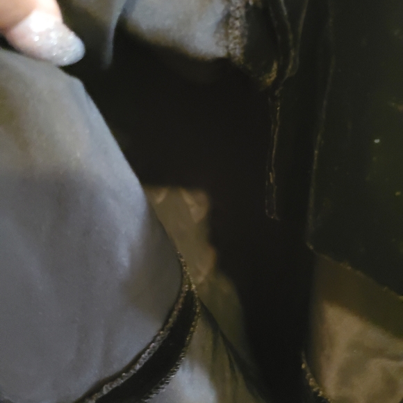 🔥SALE🔥Ann Taylor Vintage Black Velvet Red Bow Dress 6 - Picture 10 of 12